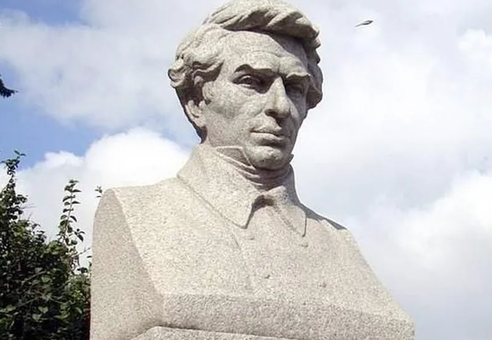 俄国数学奇才称平行线可相交，被质疑直至郁郁而终，12年后被证实