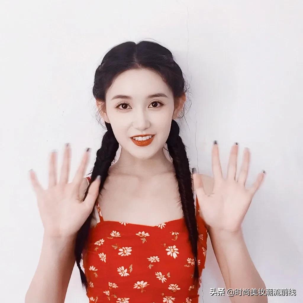 蒋依依，红果妹宝儿，麻花辫姑娘，好美