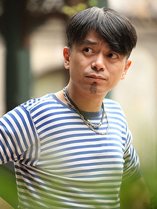 周晓滨,被"康祈宗"拖累,明明是实力派演员,却遭受观众谩骂