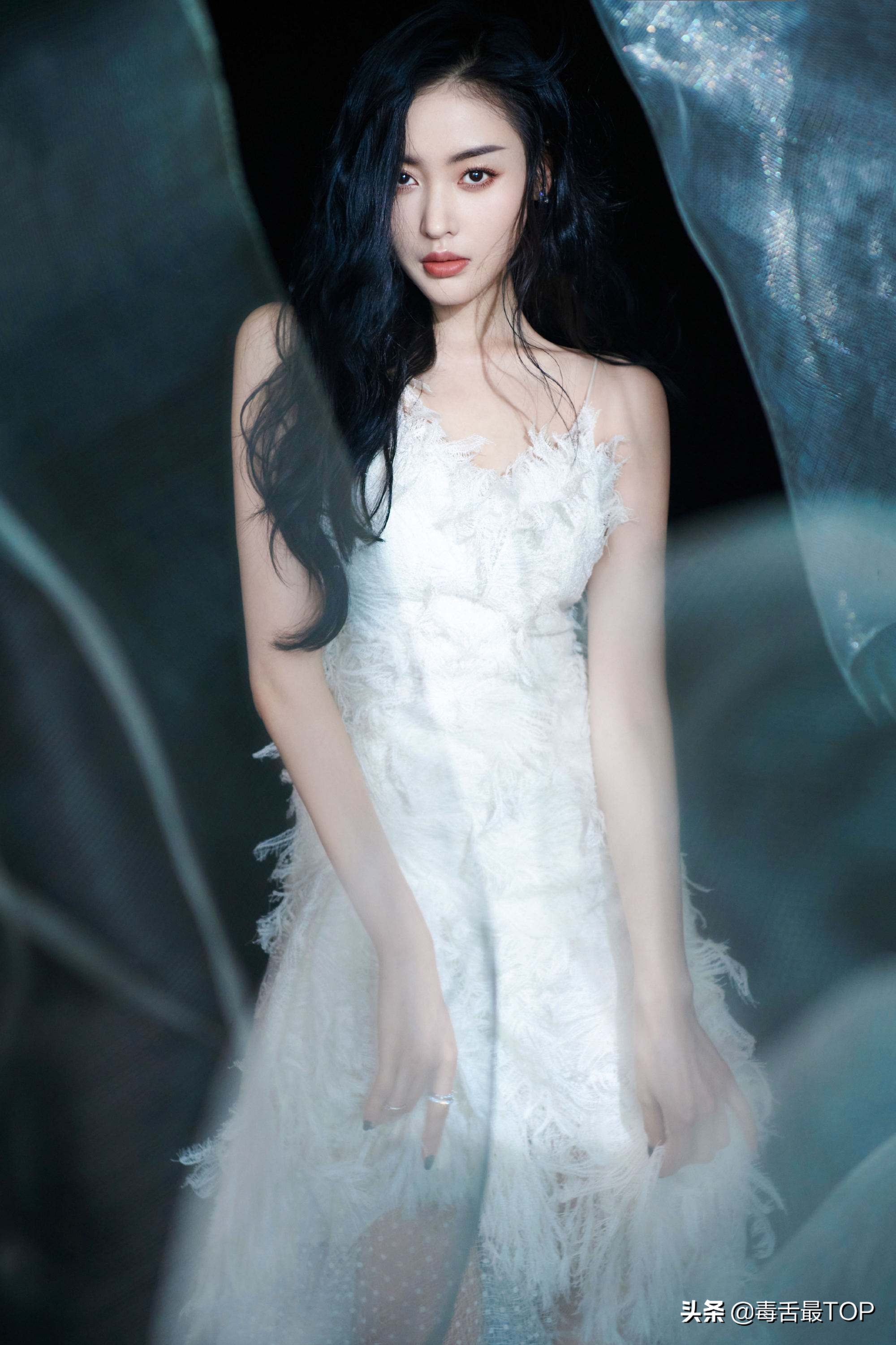 内地公认最美90后女星，个个我见犹怜，谁惊艳了你？