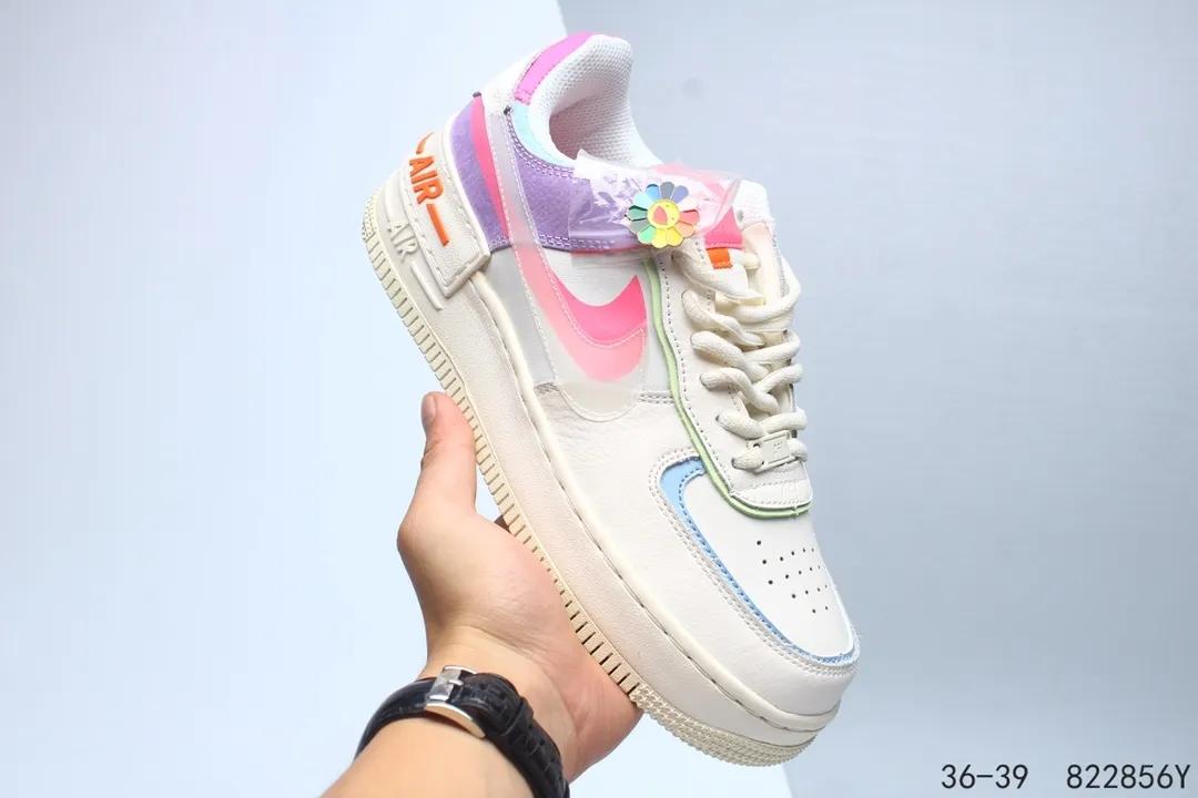 af1电竞系列鞋（推荐送女生的NIKE粉色系列鞋子）