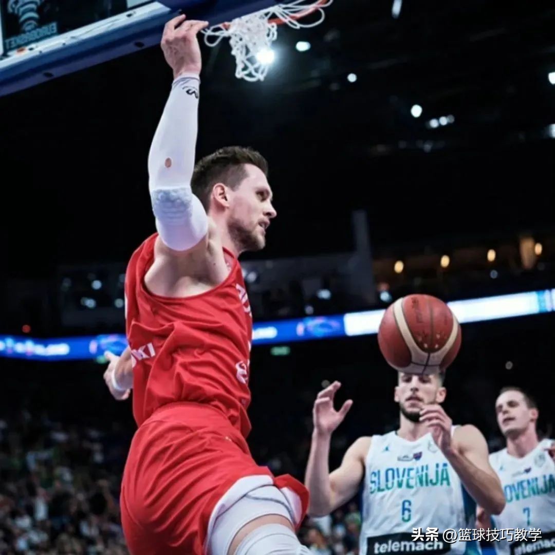 篮球欧锦赛波兰球员（波兰欧锦赛战胜斯洛文尼亚！波尼特卡拿下他欧锦赛史上第三次三双）