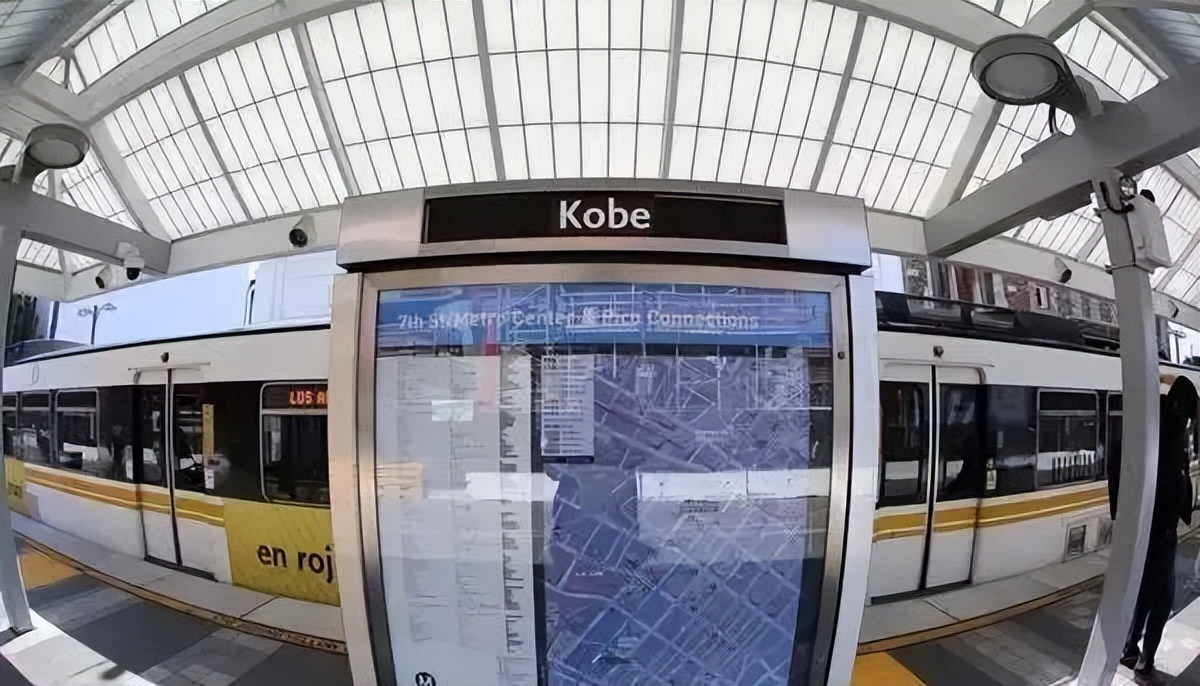 科比退役比赛回放（科比退役六周年，他和那场60分的表演，你还记得吗？）