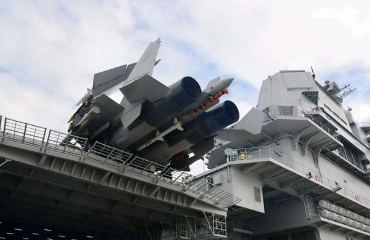 399�ܶ�423�ܣ��ж���������ս���Աȣ��й��վ����������ʤ����