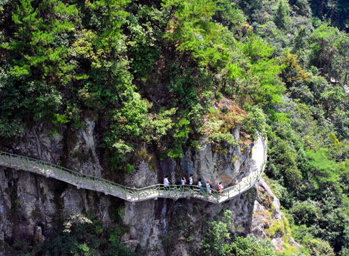 浙江旅游：绿色中国行走进金华磐安（图）