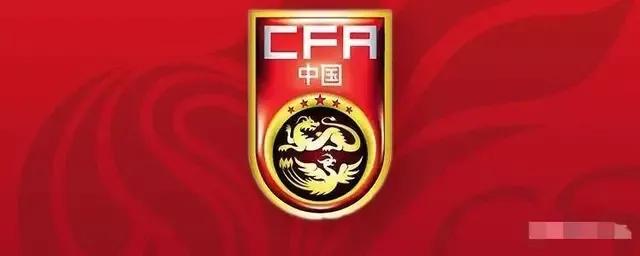 足球比赛教练应该在哪里（国足必须打好翻身仗，主教练在哪里，咱得好好白话白话）