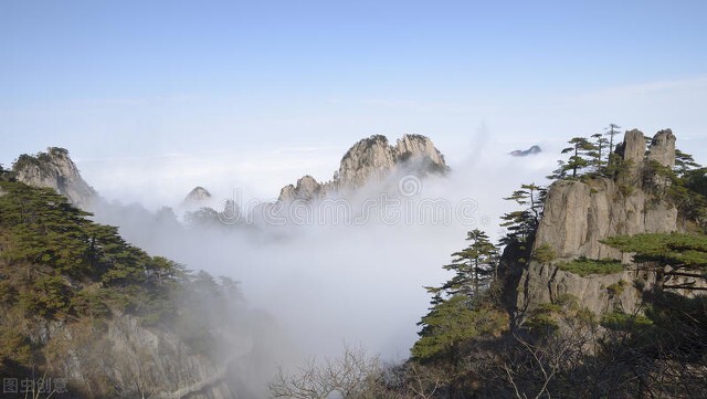 黄山四绝分别是什么（奇松、怪石、云海、温泉）-第1张图片