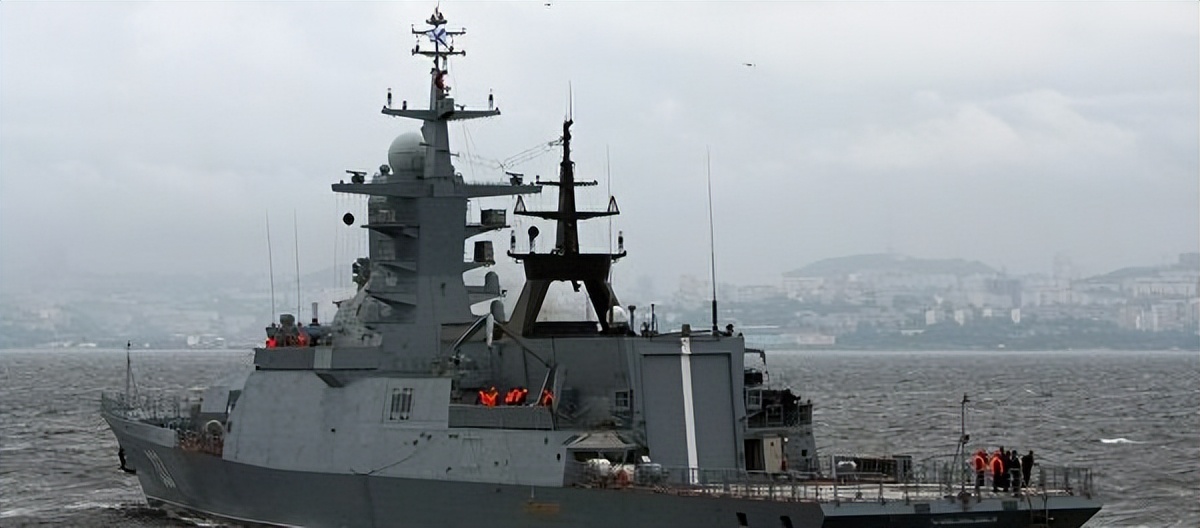 ������սѲ���ձ��������٣���̫ƽ�󽢶ӳ���������һ��ͷ������