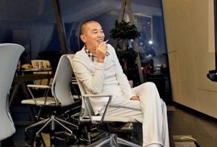 从“首负”到“首富”，欠2.5亿的史玉柱蛰伏3年，赚回500亿身价