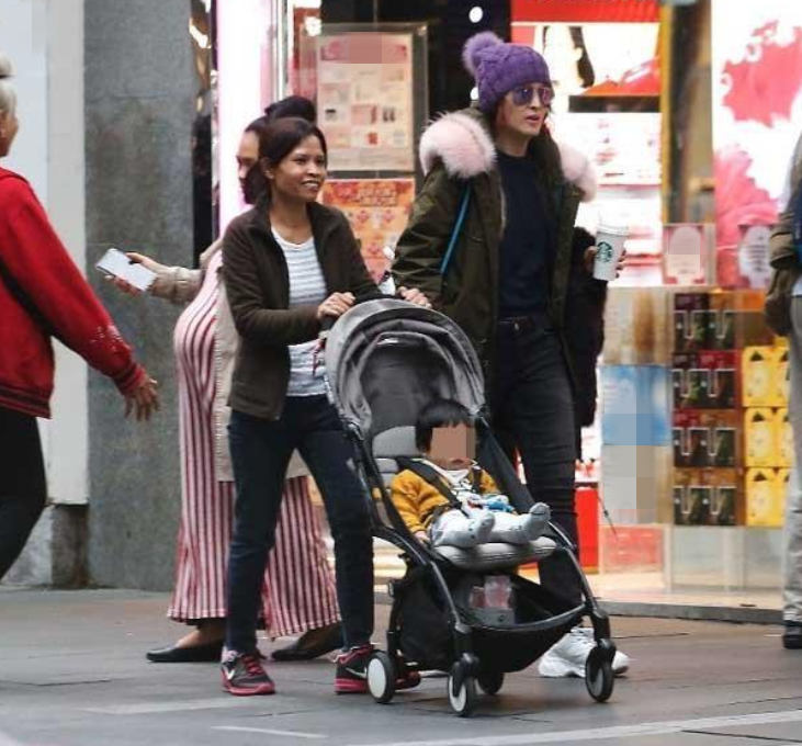 知名歌手李蕙敏近况！52岁冻龄有术，无法生育领养孤儿圆当妈梦