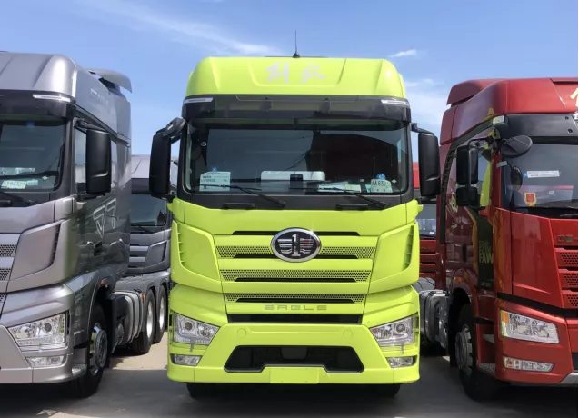 45万买560马力一汽解放J7载货车！拉绿通、活禽运输能回本吗？