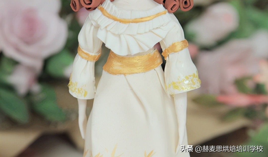 赫麦思烘焙培训班 翻糖蛋糕入门课程