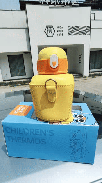 康巴赫儿童保温水杯：让喝水变的时尚可爱