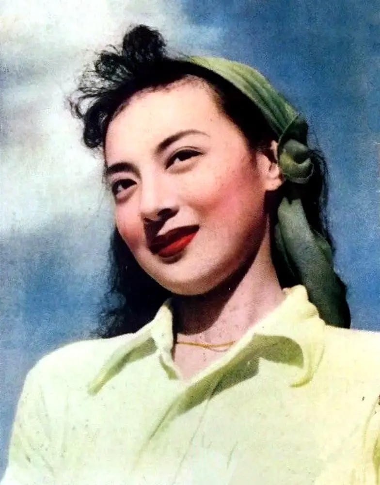 王丹凤、王晓棠“二王争美”：都说二人长得像，其实美得各有千秋