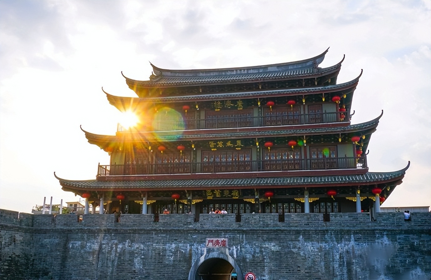 潮汕又双叒叕火了,居然还有人专门打飞的来