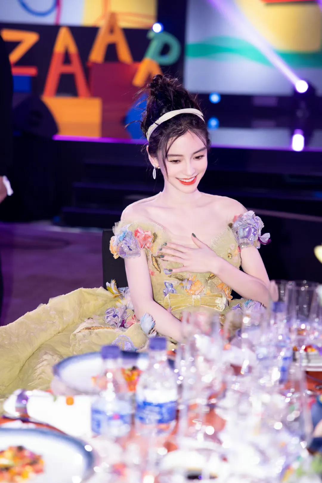 内娱颜值天花板Angelababy
