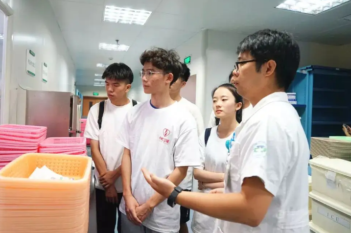 临床、中医和护理专业，作为医学三大领域，过来人告诉你该怎么选