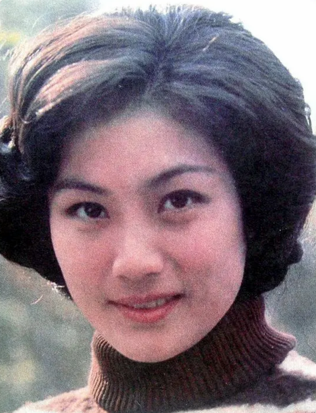 《一代妖后》,这部电影大牌云集,女星中除了刘晓庆,还有巩俐,刘虹,各