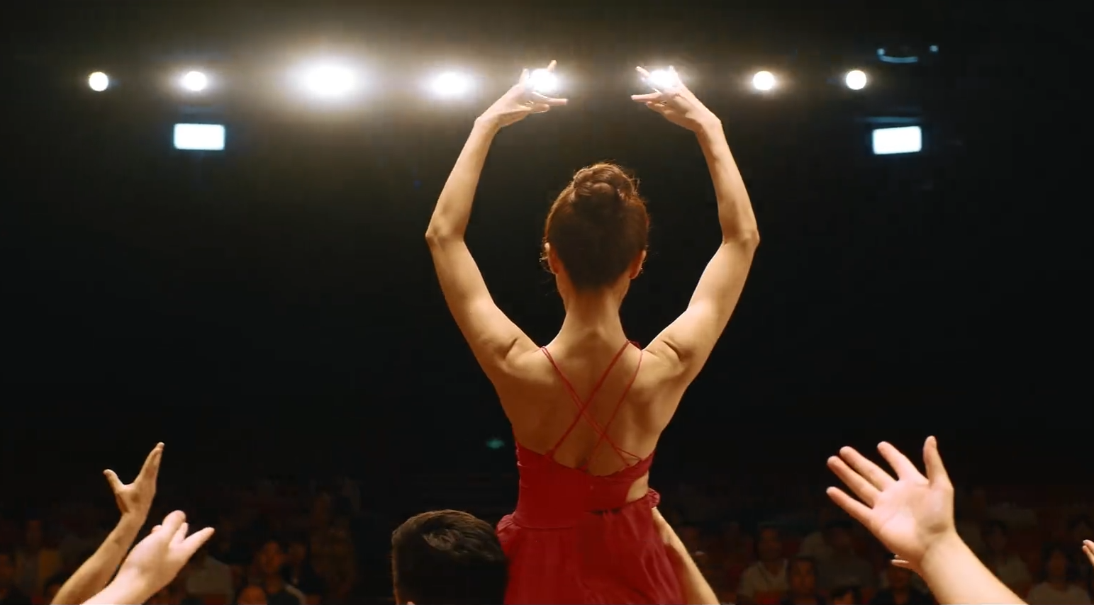 悬疑剧《通天塔》首播将至，8位实力派坐镇，也该火了吧？