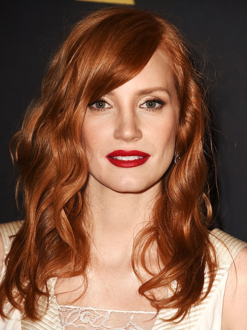 英国模特大赛(26岁模特夺"英国小姐"选美冠军!