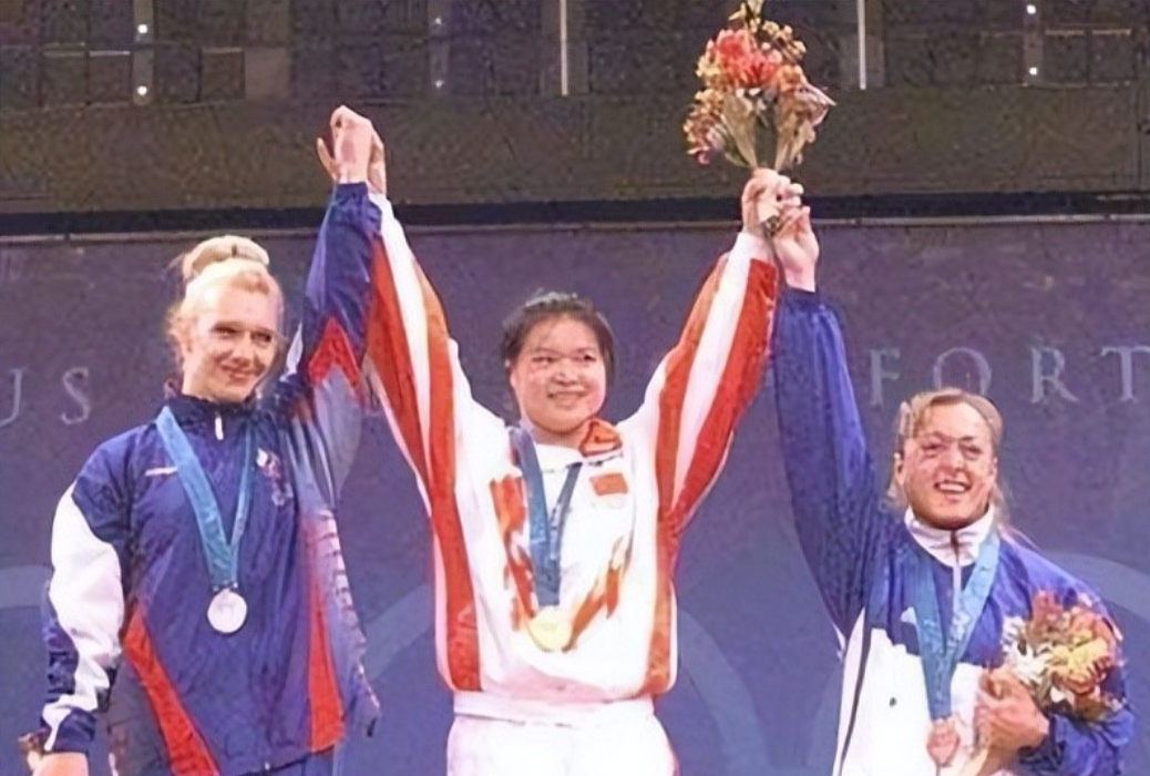 一个奥运金牌市场价值多少钱(2003年，奥运冠军陈晓敏以399万拍卖所有奖牌，全部所得捐建学校)