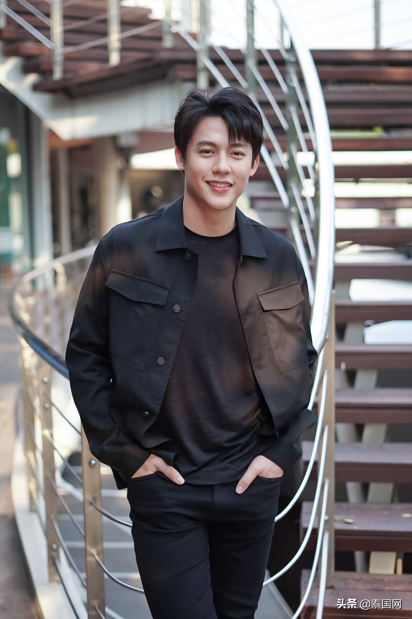 泰媒盘点2022年泰国7位身价最高男星