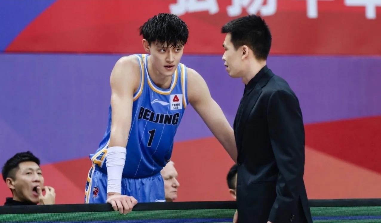 朱芳雨为什么拒绝nba合同（中国不配有NBA球员吗？曾凡博直言中国球迷过于苛刻，都在看笑话）-趣拿体育