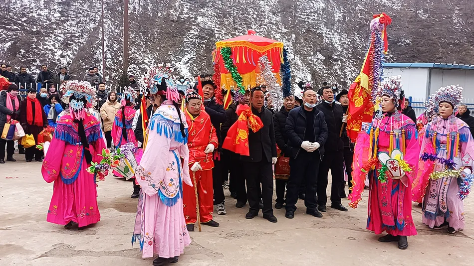 没有社火的过年，不叫过年！天水周家坪村民耍社火闹新春（组图）