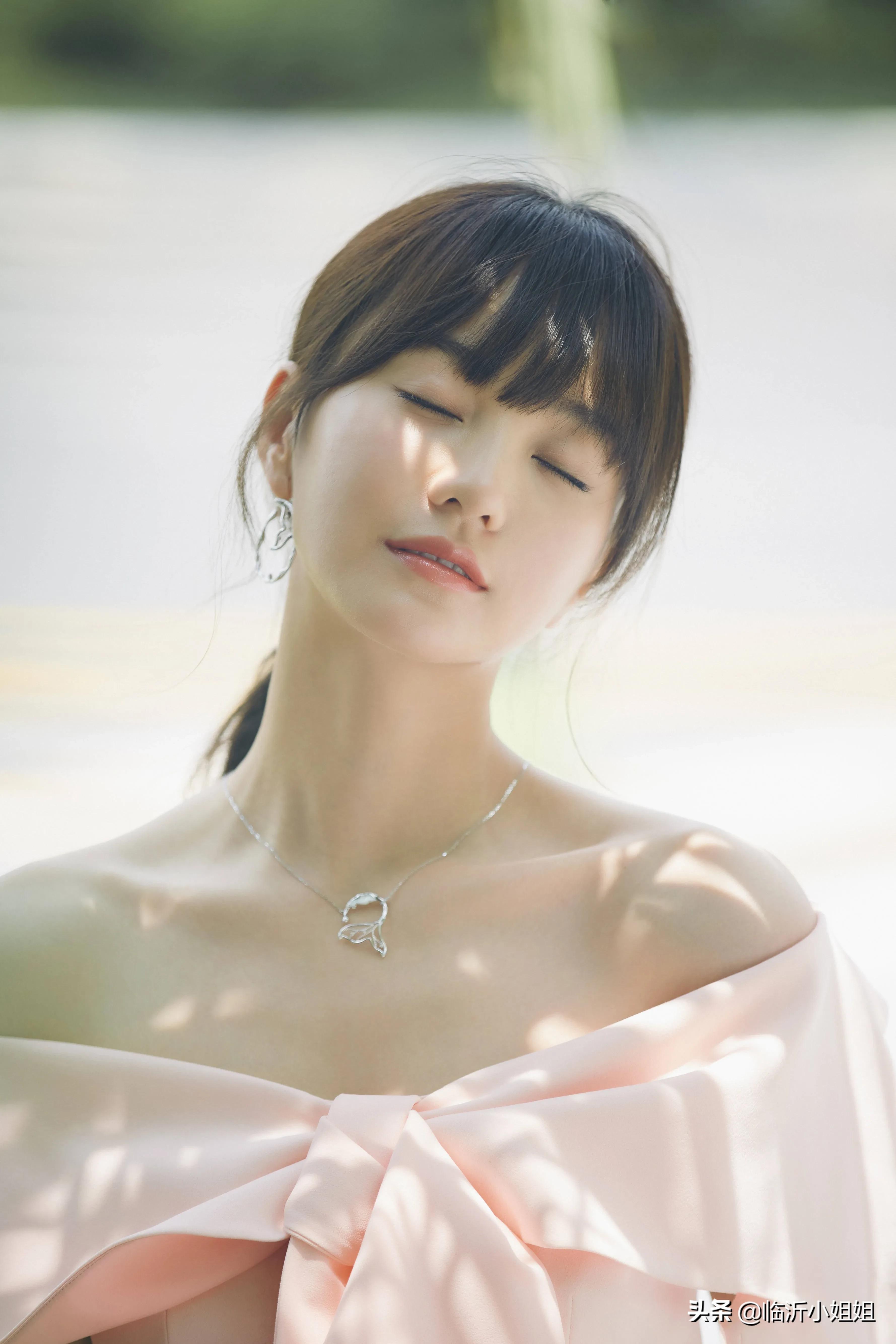 形容人可爱的唯美句子_晶羽文学网