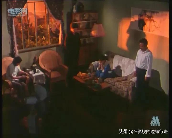 《神女峰的迷雾》——初看悬疑片，再看政治片，原来是个爱情片