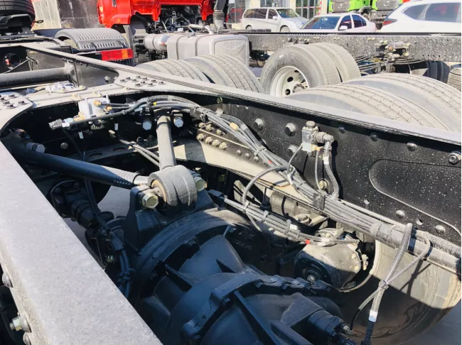 45万买560马力一汽解放J7载货车！拉绿通、活禽运输能回本吗？