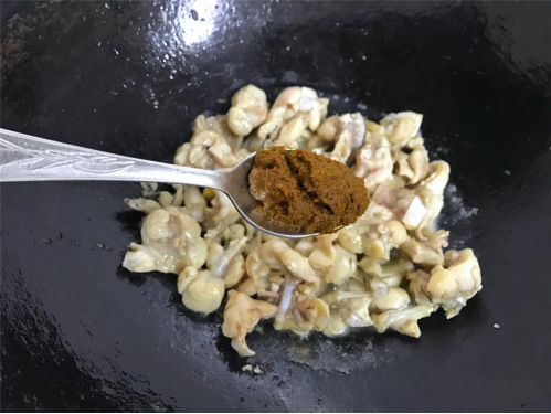 第一次这么吃牛蛙，肉质紧实鲜美，味道好极了