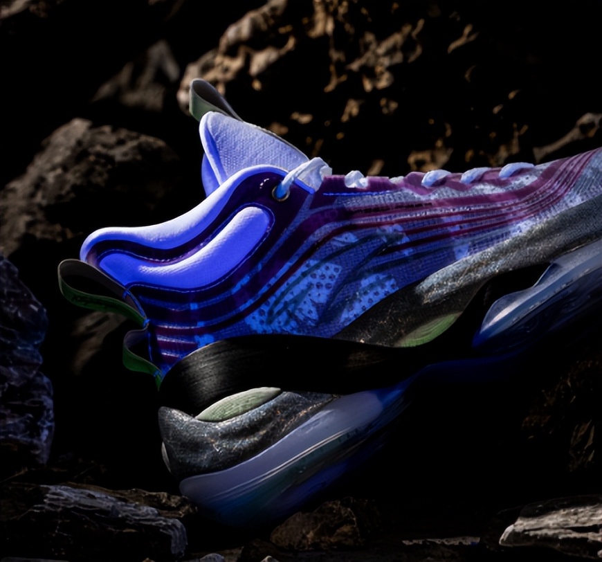 特步有没有什么好看的女款粉色鞋（百花齐放！韦德之道10代多配色曝光，安踏KT7Pro来袭，特步惊喜多）