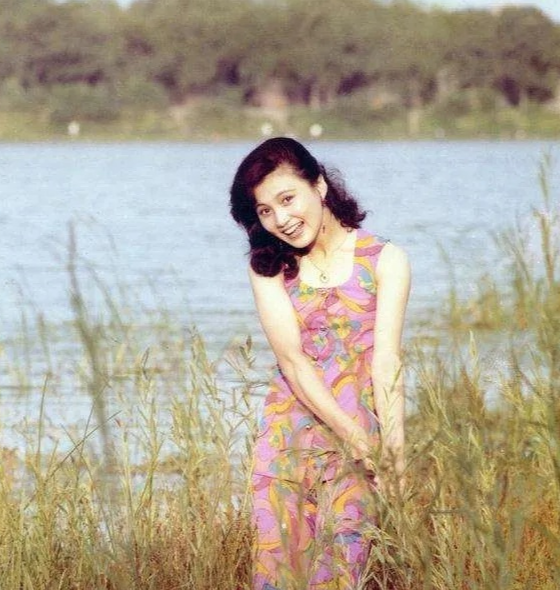 娱乐圈“白幼瘦”当道，我们有多久没看到过“珠圆玉润”的女星了