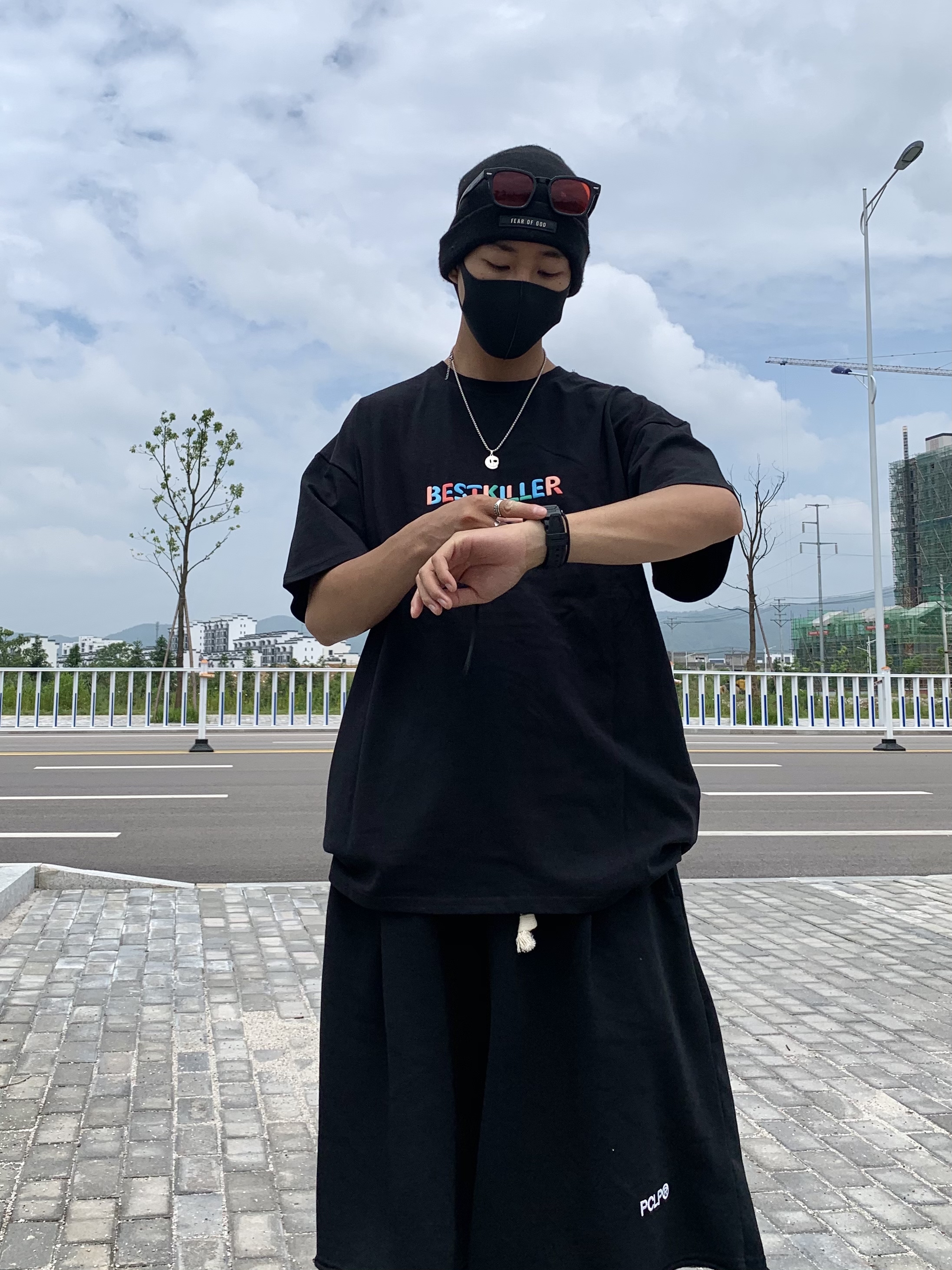 男生黑色系穿搭能俘获你的芳心吗?