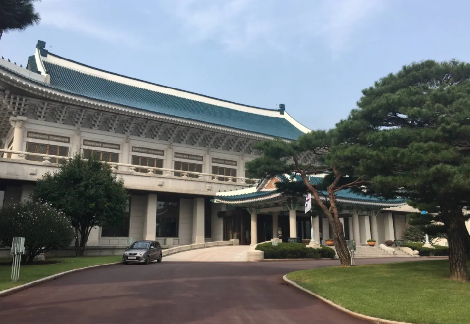 1985��ˮ���ٳ�����ͧ���Ӻ������й��������壬�ؼ�ʱ�̺�������