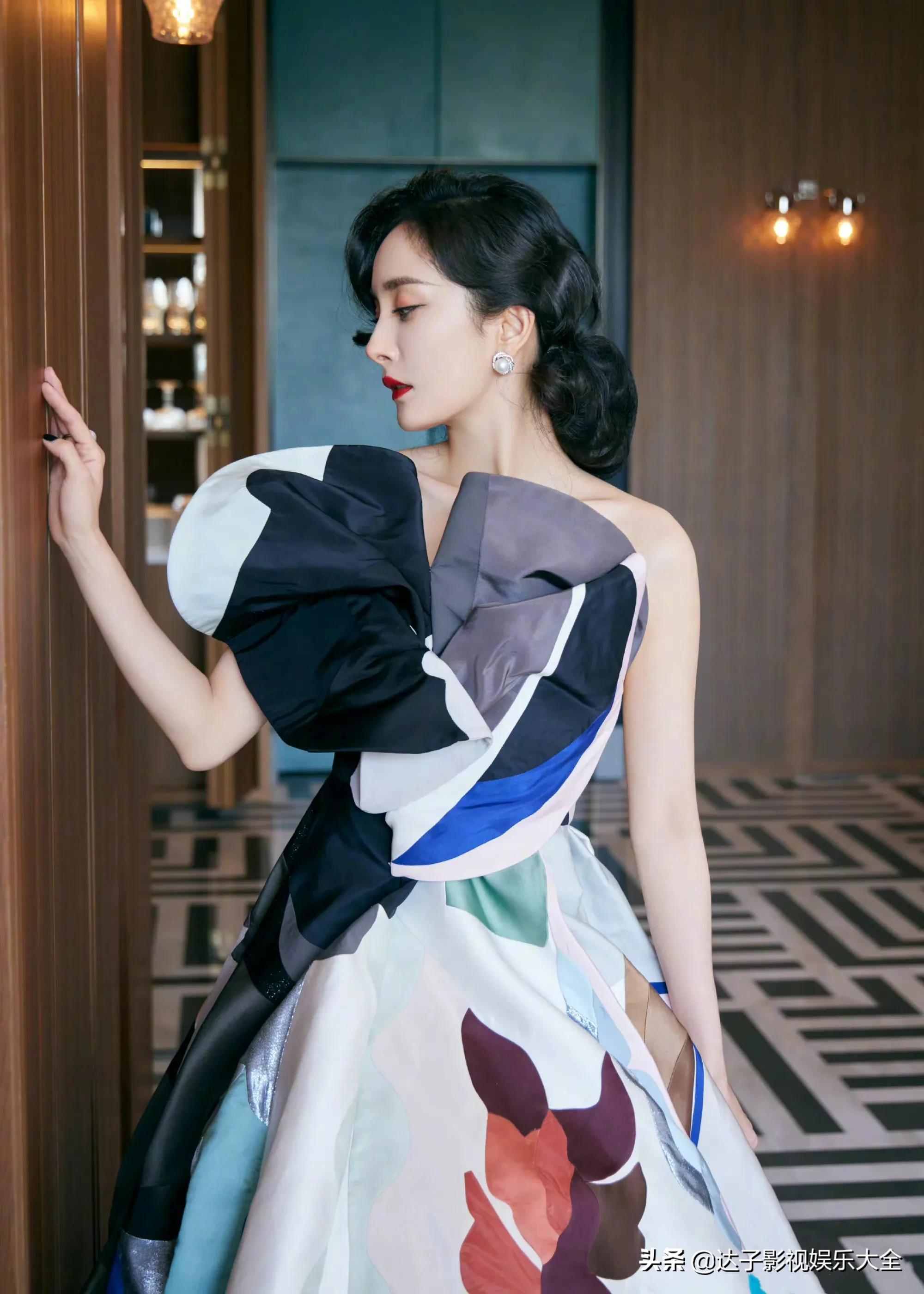 2022年 杨幂时尚芭莎大片合集