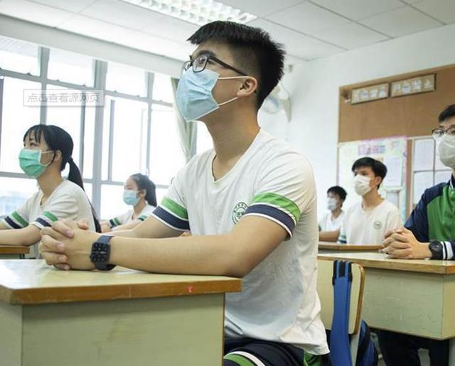 高考状元北大校草酷似杨洋，始于颜值忠于才华，人类高质量学霸