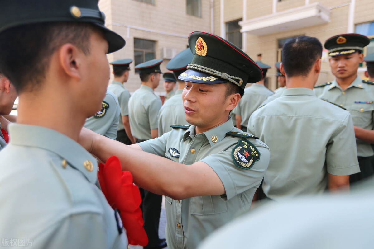 2022大学生应召入伍的优待政策，原来当兵有这么多好福利，收藏