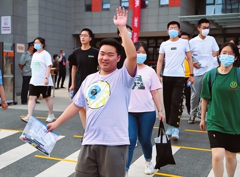 听说你想上大学？全国乙卷或成“拦路虎”，学生们吐槽太难了