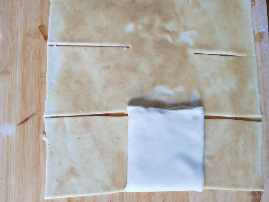 千層餅、油酥燒餅、餡餅的做法，全都是麵食，鮮香美味，酥軟油潤