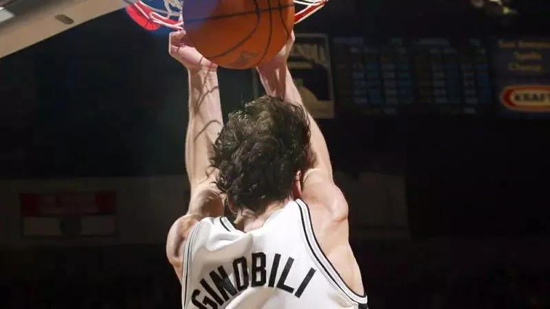 马刺教练波波维奇年龄多大了（73岁的年纪，波波维奇想再来一次）