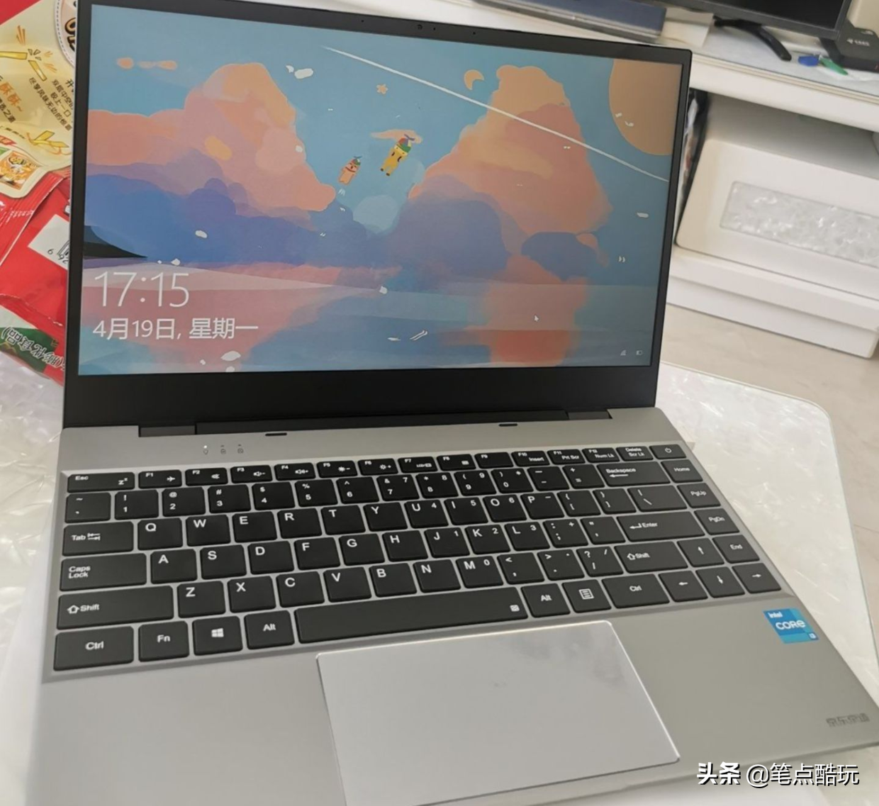 2022年学生必备五大件选购攻略·篇二：哪些笔记本电脑值得选？