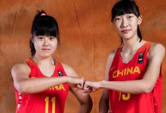 中国女篮冲冠大利好！美国第一中锋俄罗斯被捕，大概率无缘世界杯