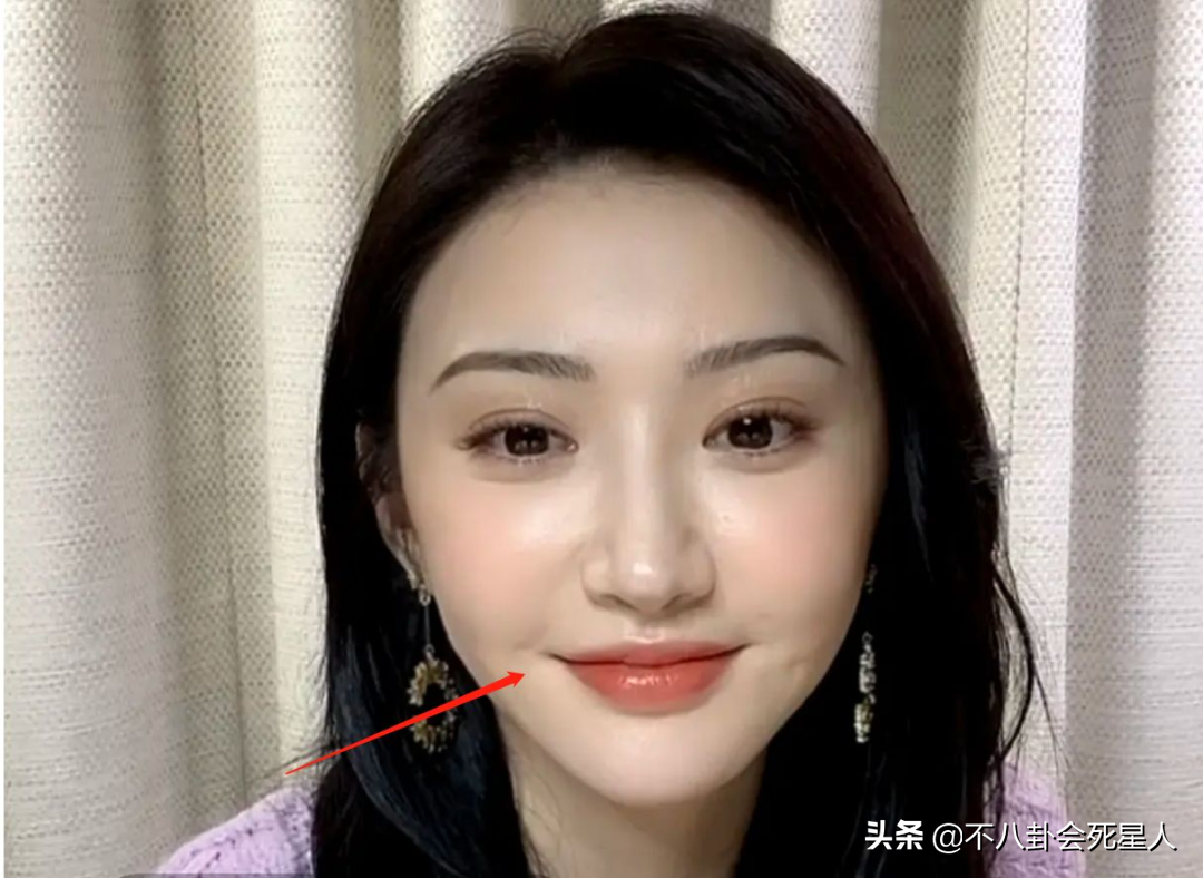 容易让人想歪的图片(娱乐圈严重歪嘴的女星，金晨曾自嘲嘴歪，景甜、柳岩都很明显)