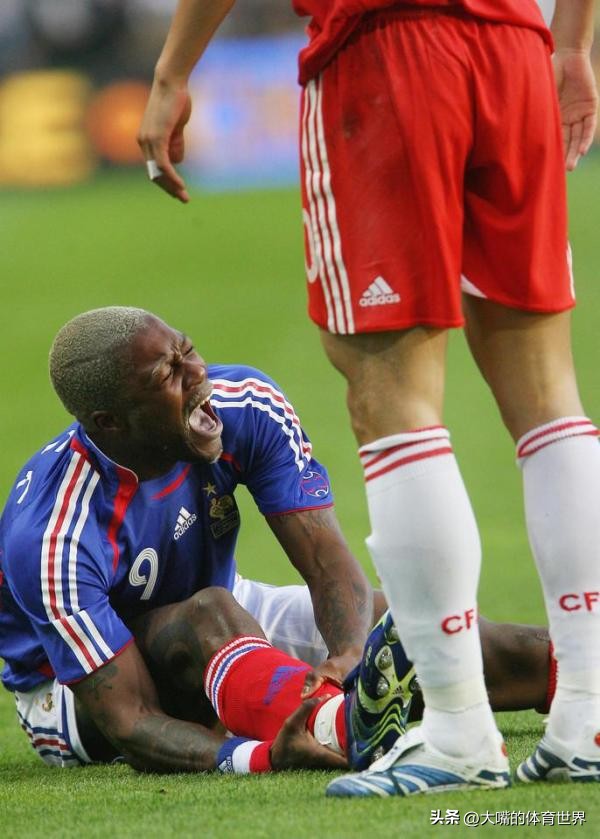 被郑智踢断腿，错过世界杯，康复后辗转多个联赛，你还记得他吗？