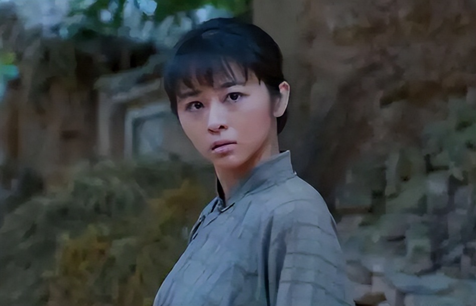 冷秋月(《白鹿原》最惨女人冷秋月:婚后丈夫不愿回家,自己守着空房到