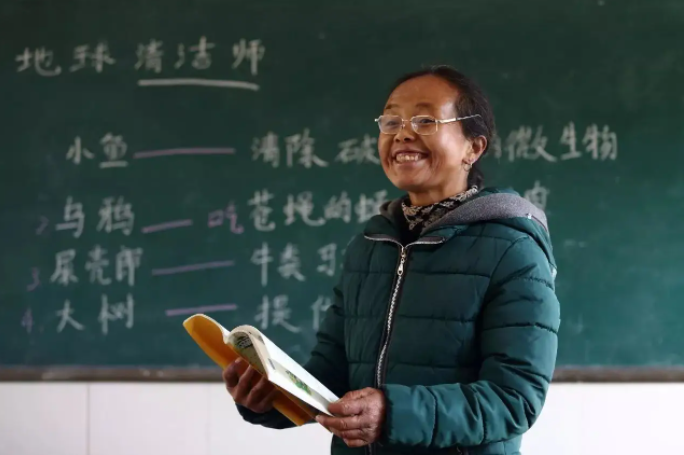 部分教师不再是“临时工”，或将“择优入编”，代课老师有份吗