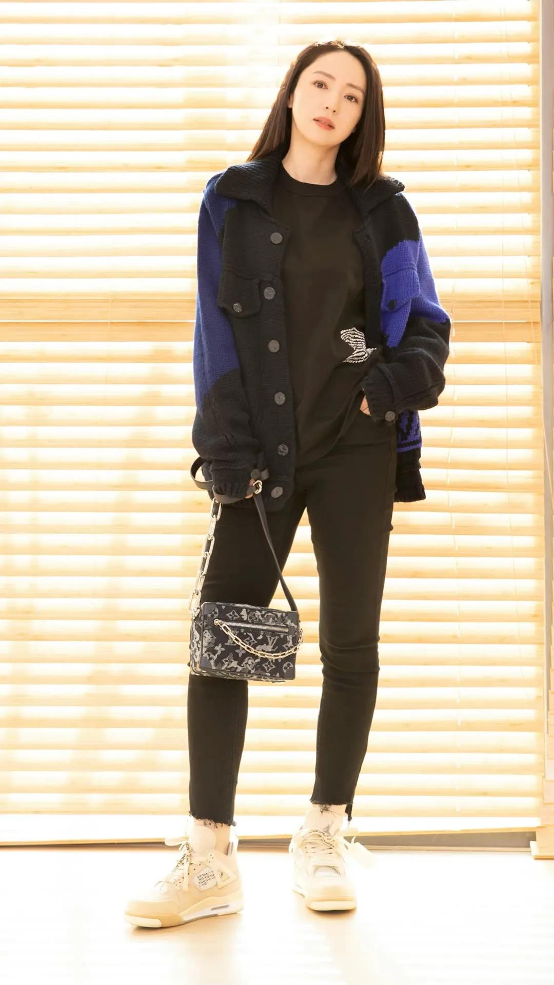 明星美图壁纸：董璇，优雅动人，太好看了