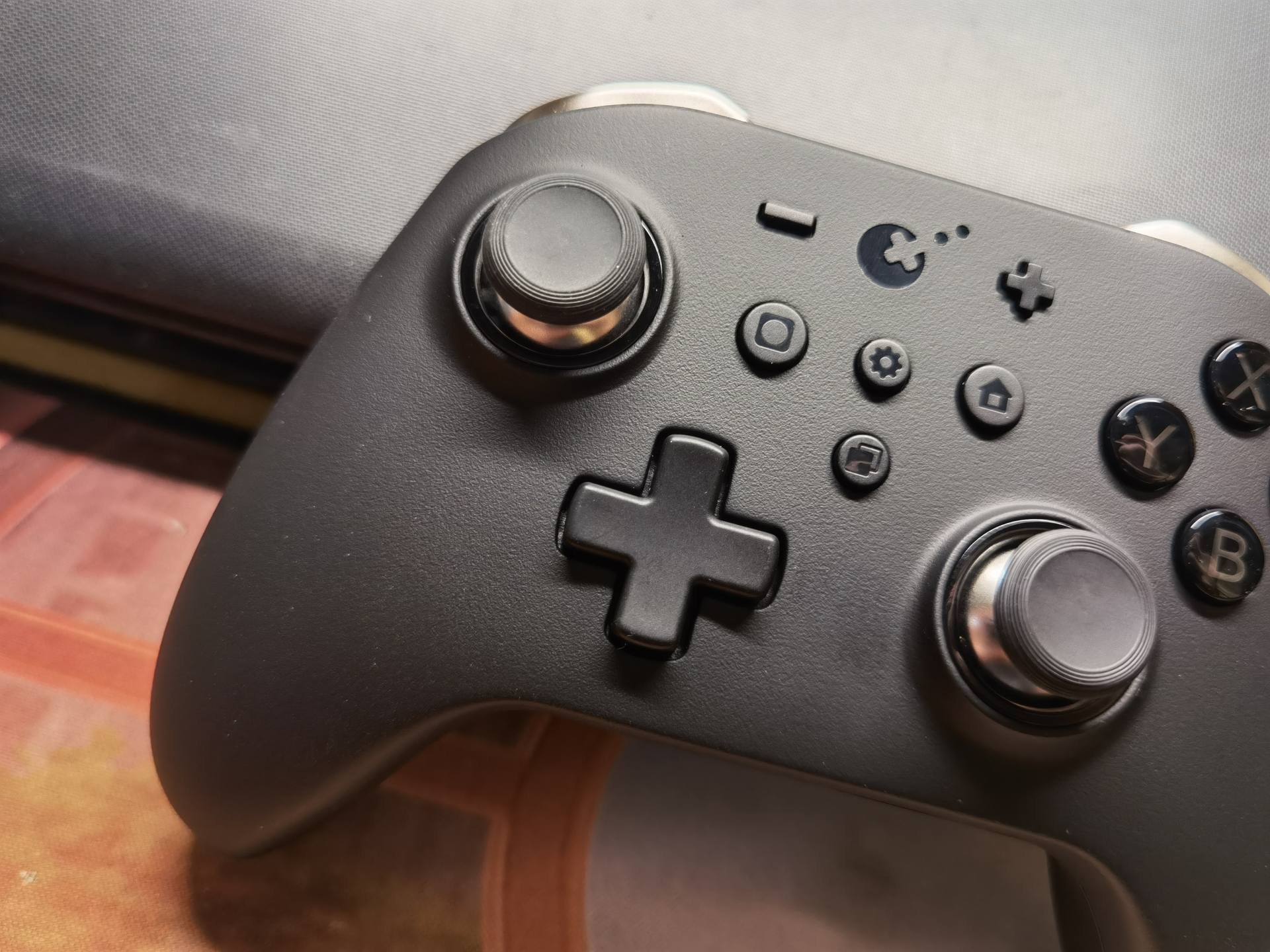 谷粒金刚2 Pro游戏手柄体验——让游戏轻松的不止是一点点